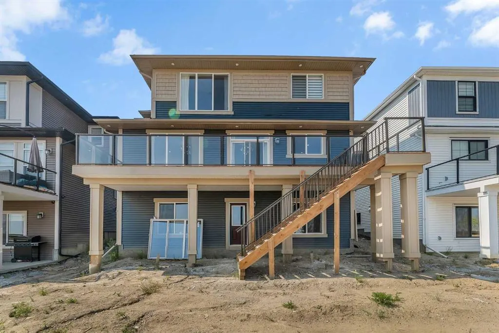 169 Homestead Crescent NE