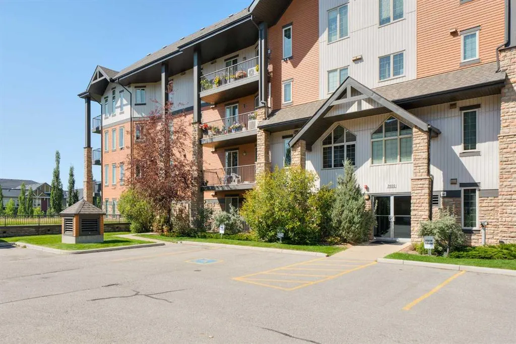 15 Sunset Square, #2105