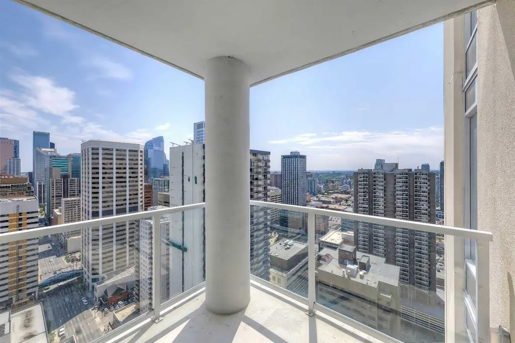 930 6 Avenue SW, #3206