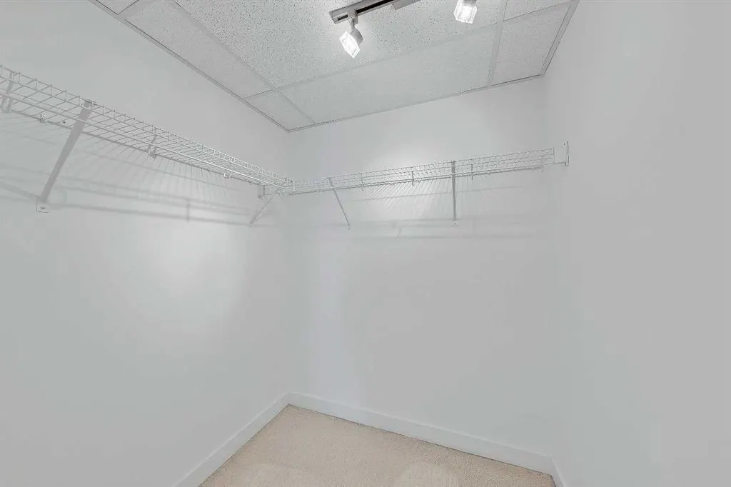 930 6 Avenue SW, #3206