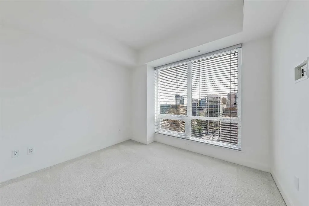 930 6 Avenue SW, #3206