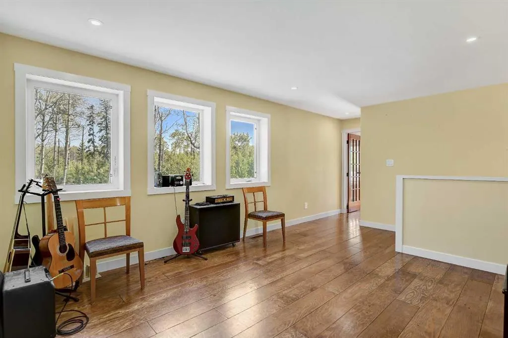 715010 Range Road 84, ##90