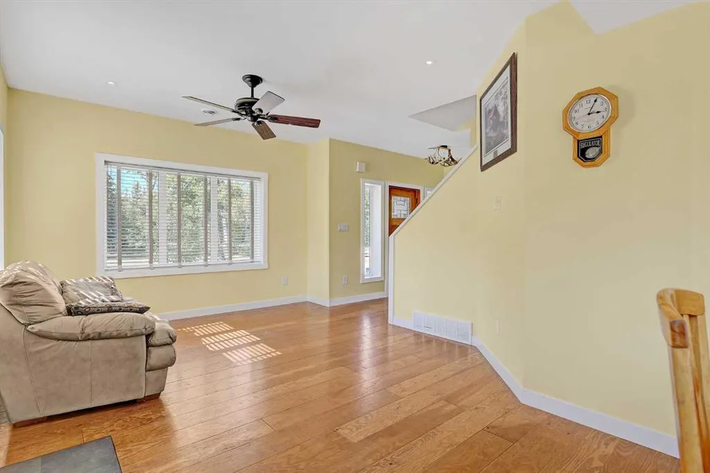715010 Range Road 84, ##90