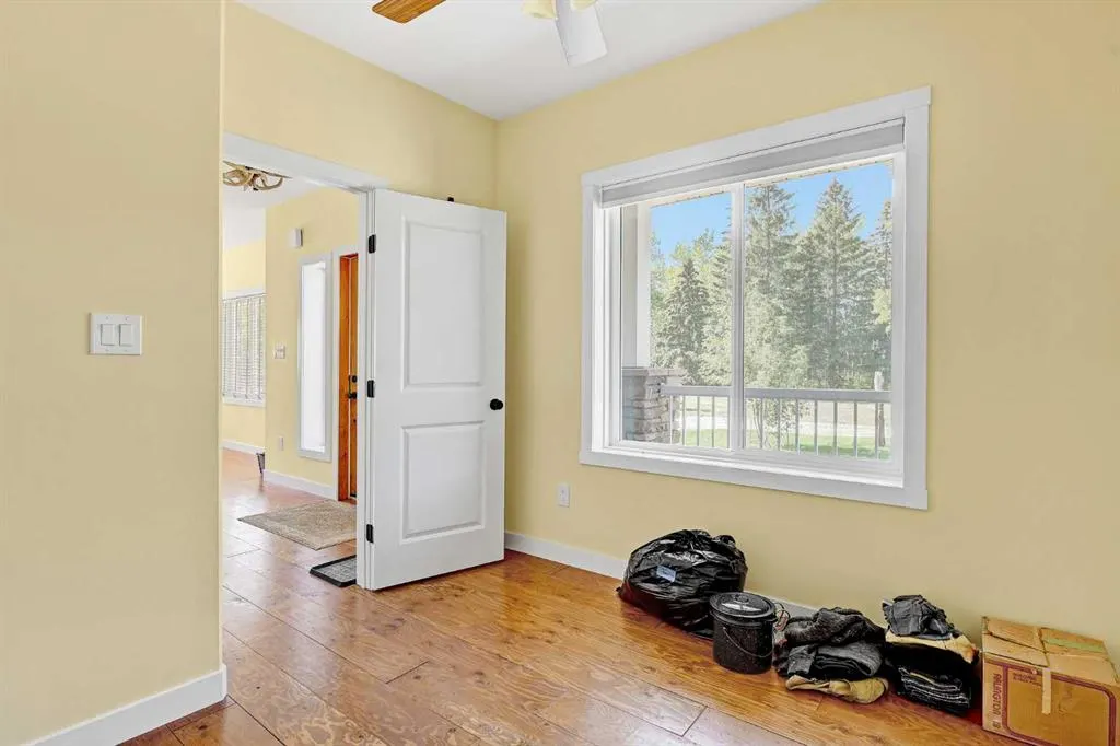 715010 Range Road 84, ##90