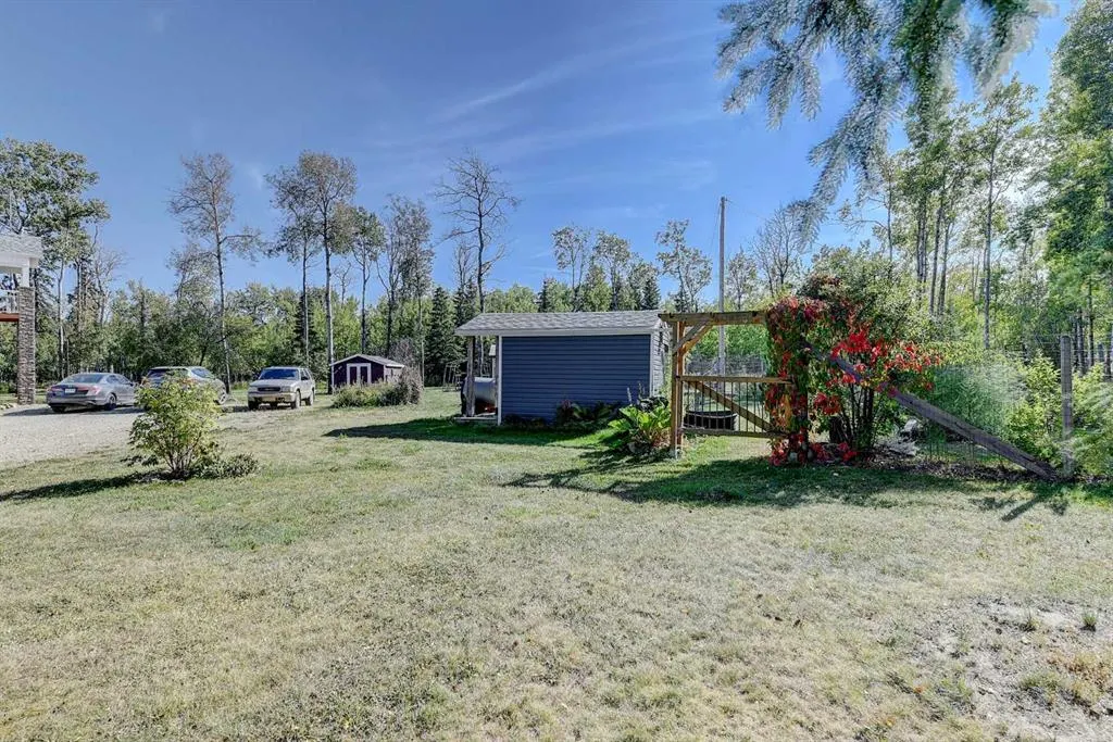 715010 Range Road 84, ##90