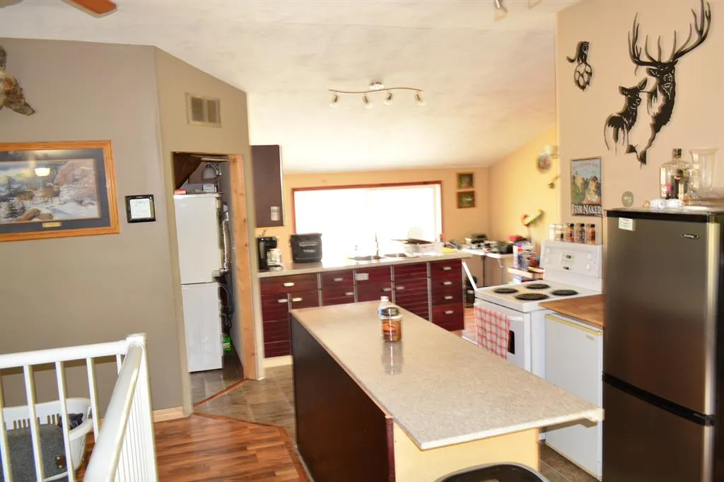 221007 TWP 851A