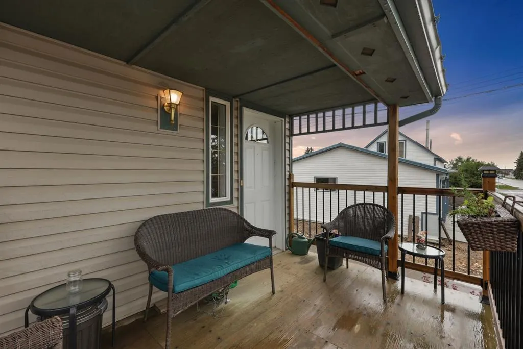 401 6 Street, #1
