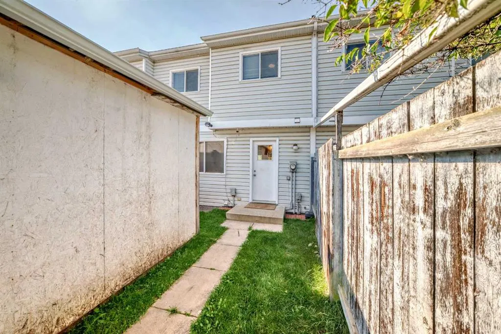 41 Edis Close