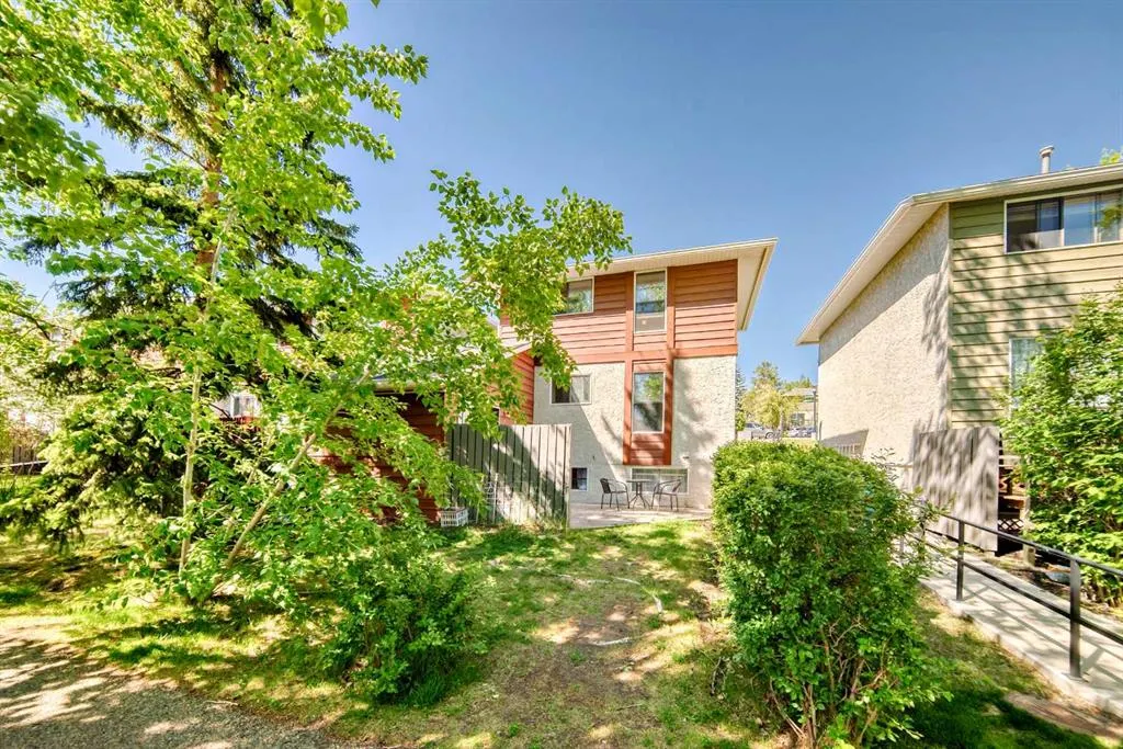 6915 Ranchview Drive NW, #17