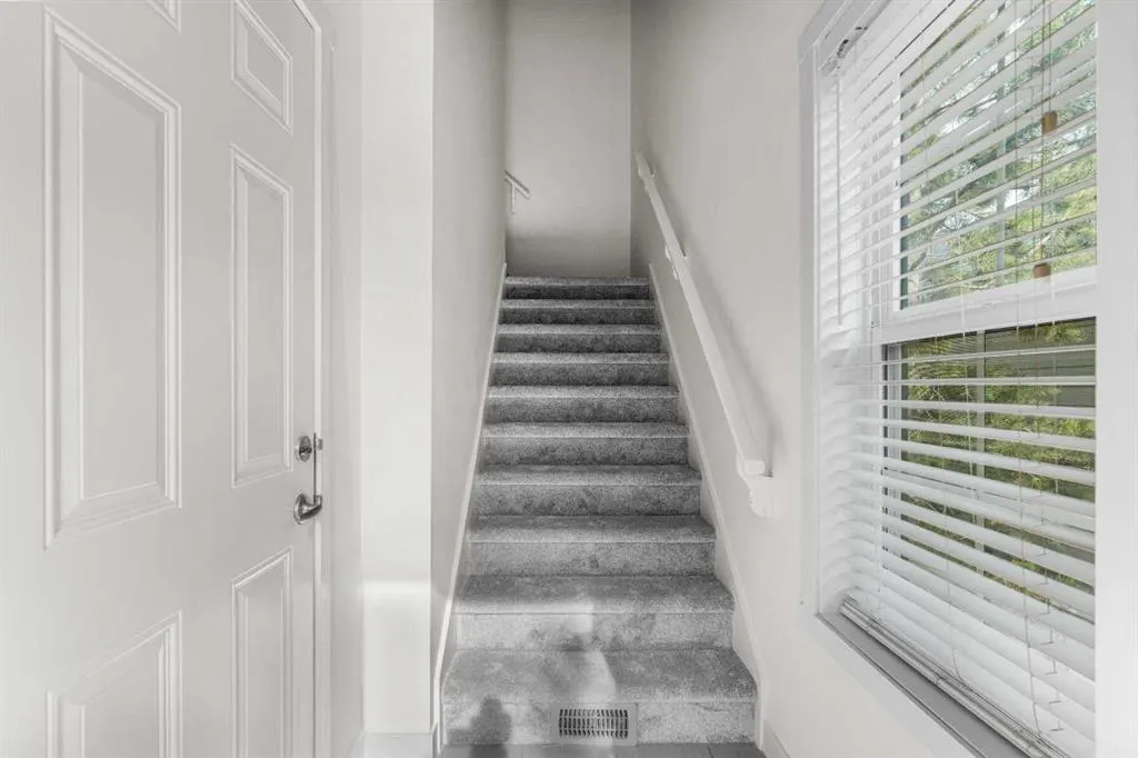 202 Nolanfield Villas NW