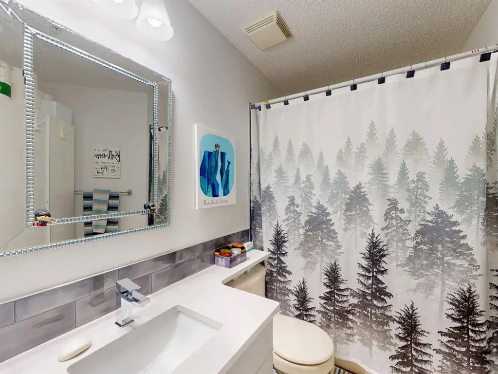 25 Prestwick Drive SE, #211