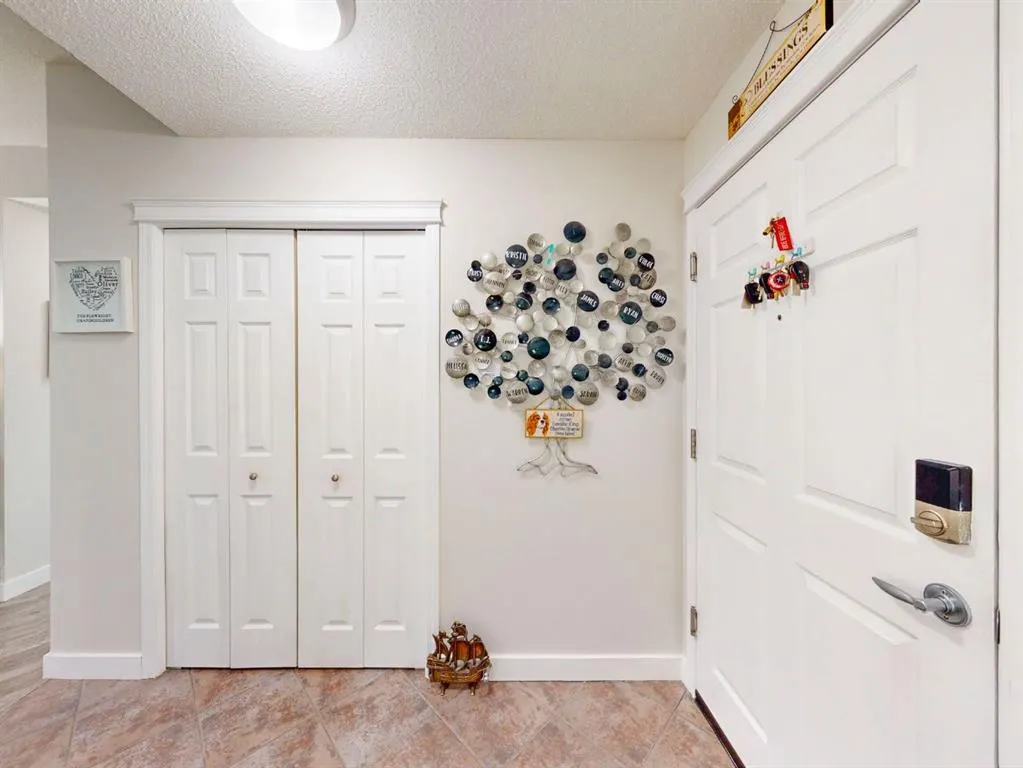 25 Prestwick Drive SE, #211