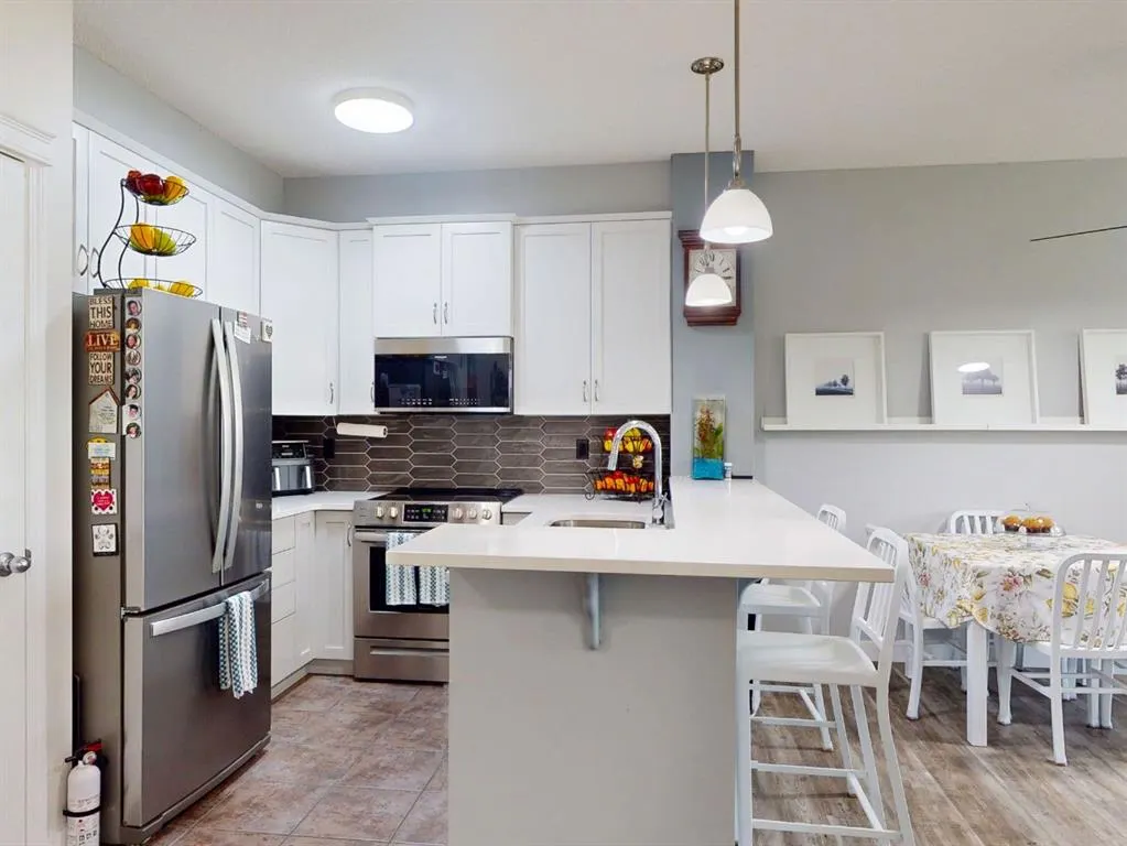 25 Prestwick Drive SE, #211