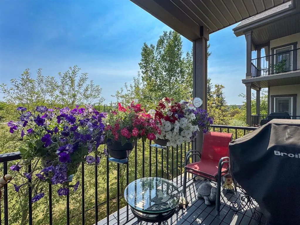 25 Prestwick Drive SE, #211