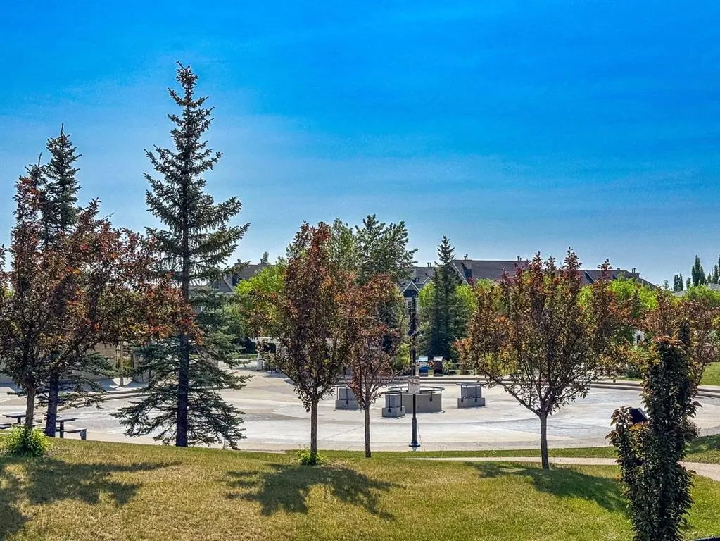 25 Prestwick Drive SE, #211