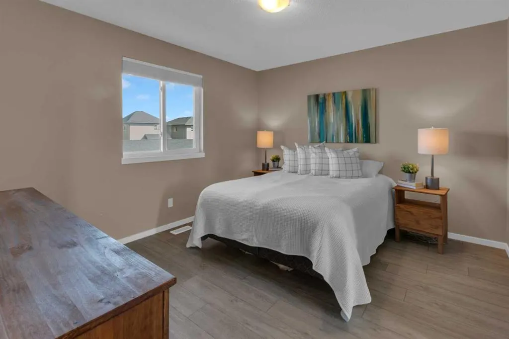 132 Walden Gate SE