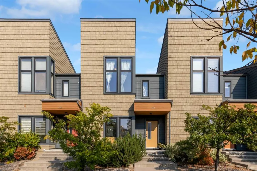 132 Walden Gate SE