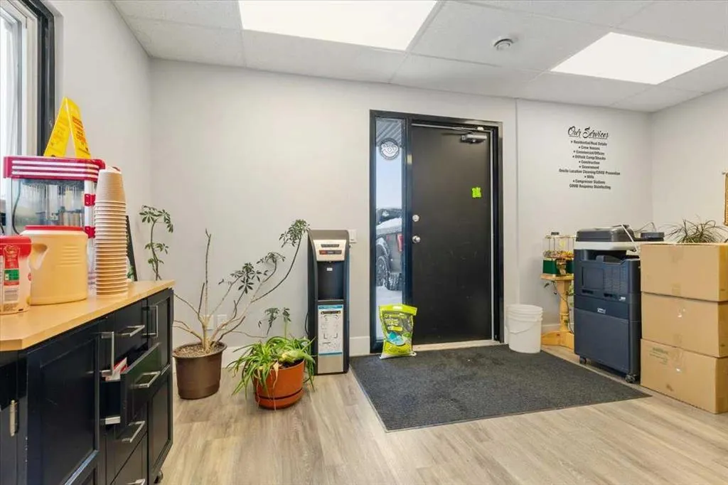 10424 96 Avenue, #East