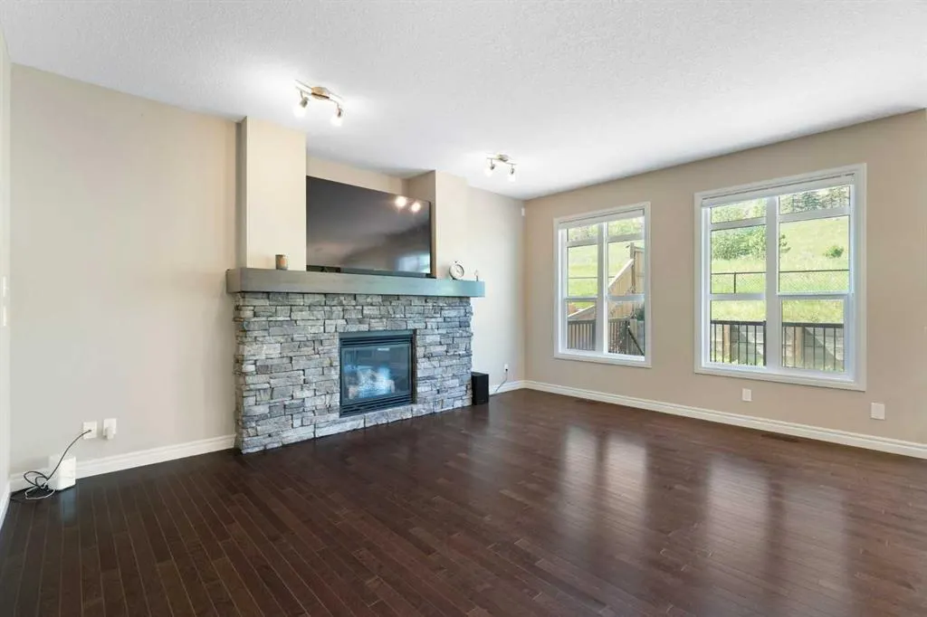 106 Sherwood Mount NW