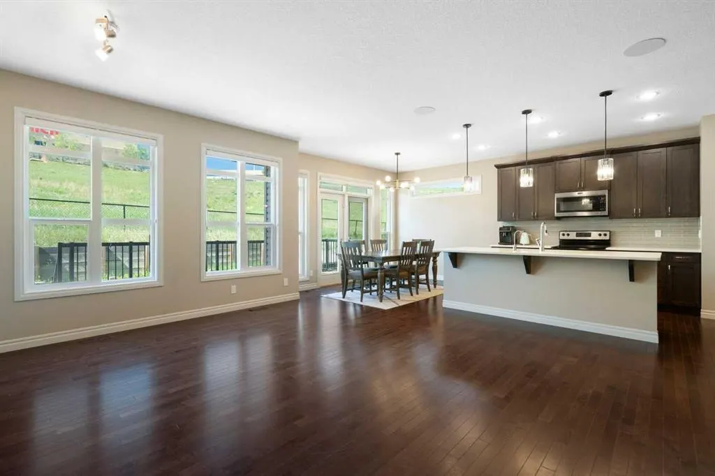 106 Sherwood Mount NW
