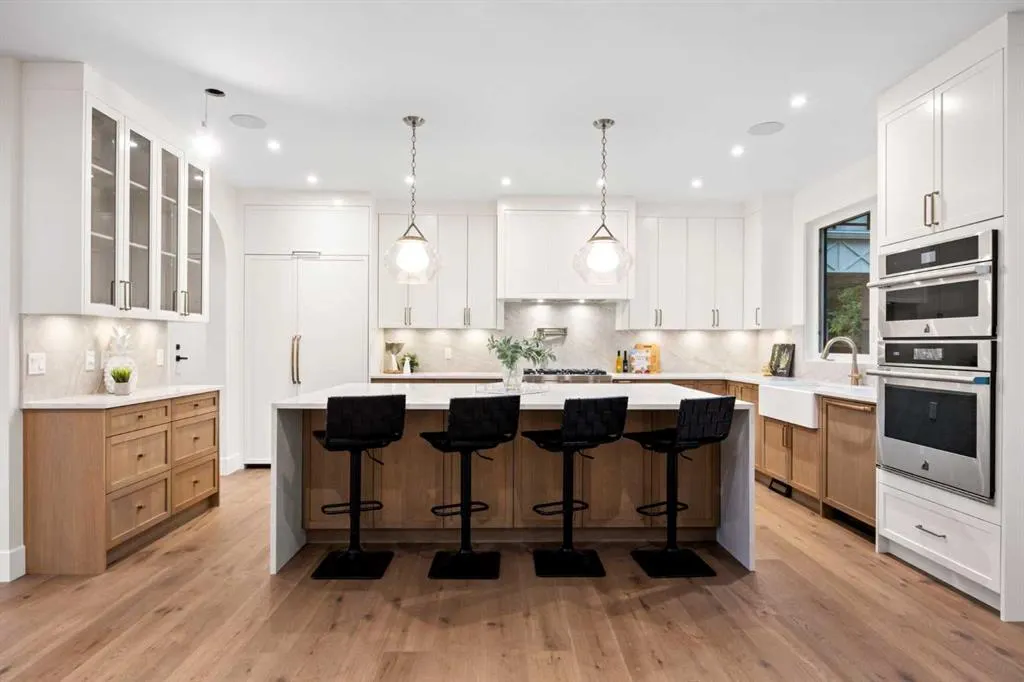 1220 Varsity Estates Road NW