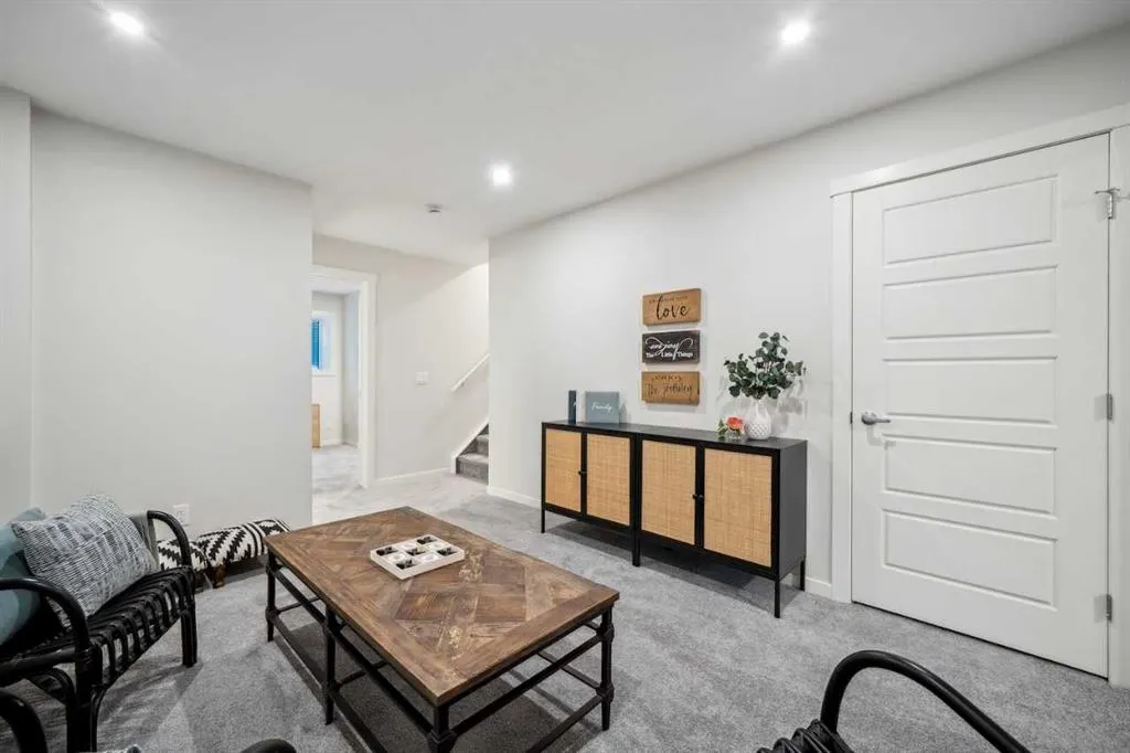 227 Vantage Drive