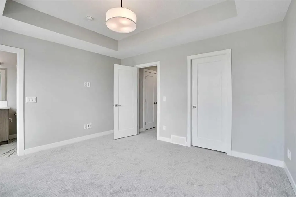 108 Bridgeport Green
