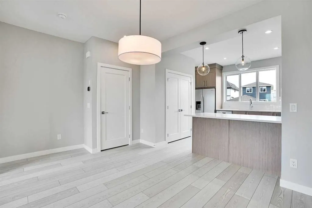 108 Bridgeport Green