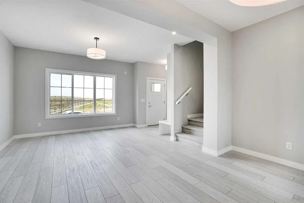 108 Bridgeport Green