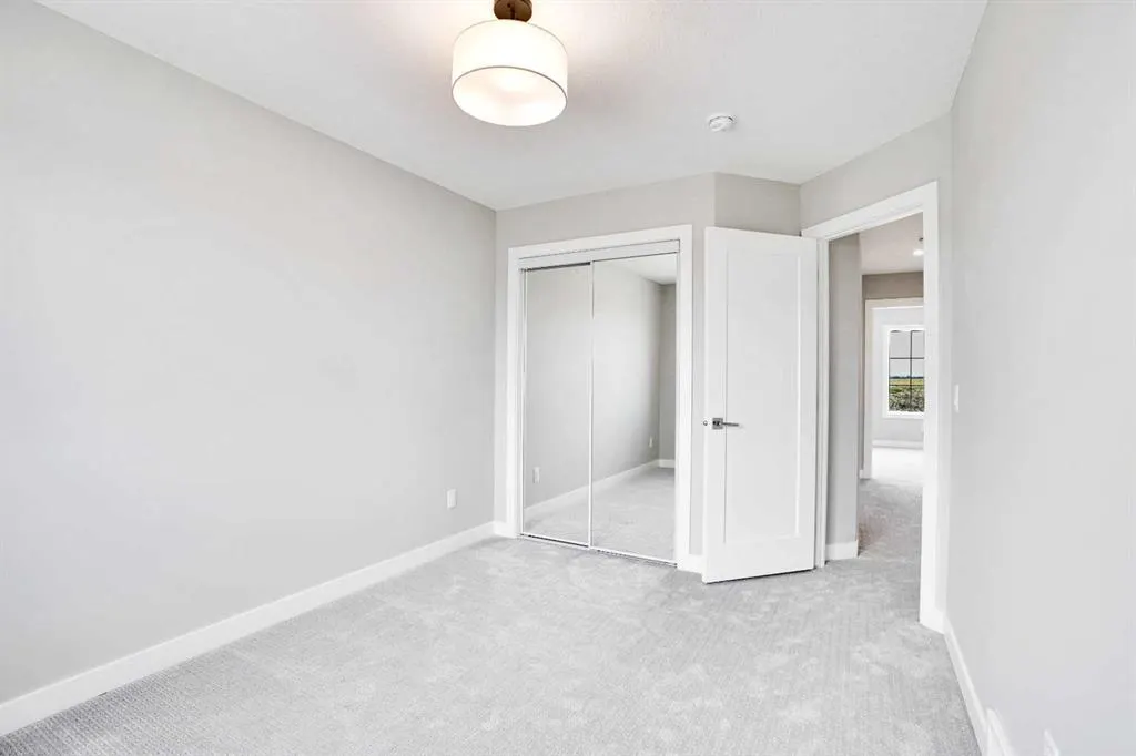 108 Bridgeport Green