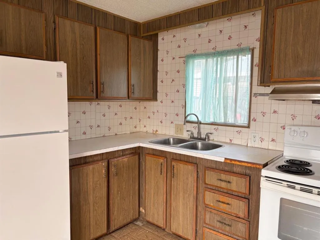 5311 60 Street, #43