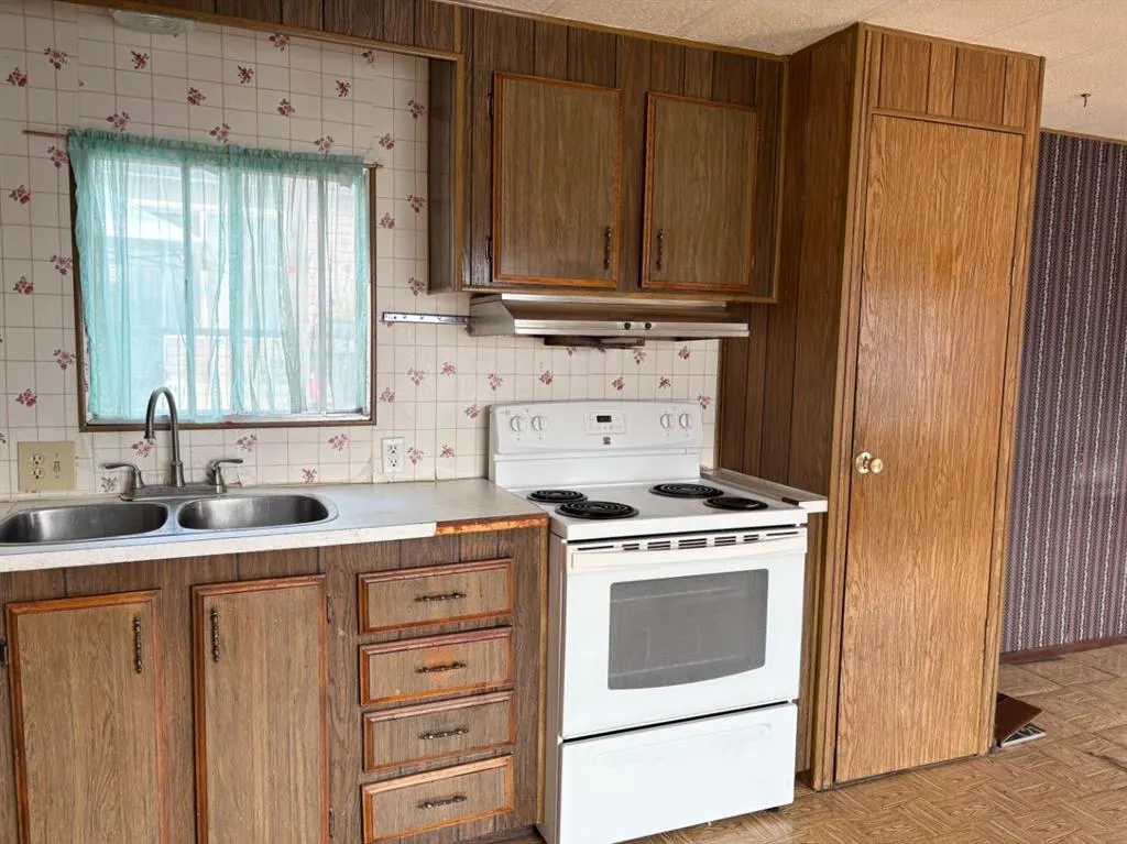 5311 60 Street, #43