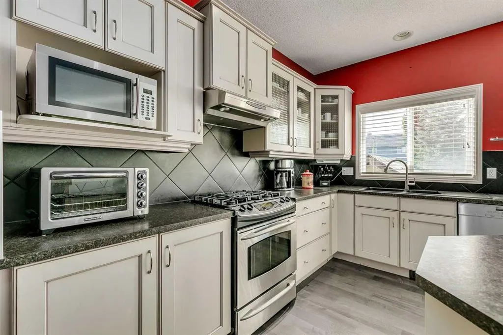 38 Prestwick Parade SE