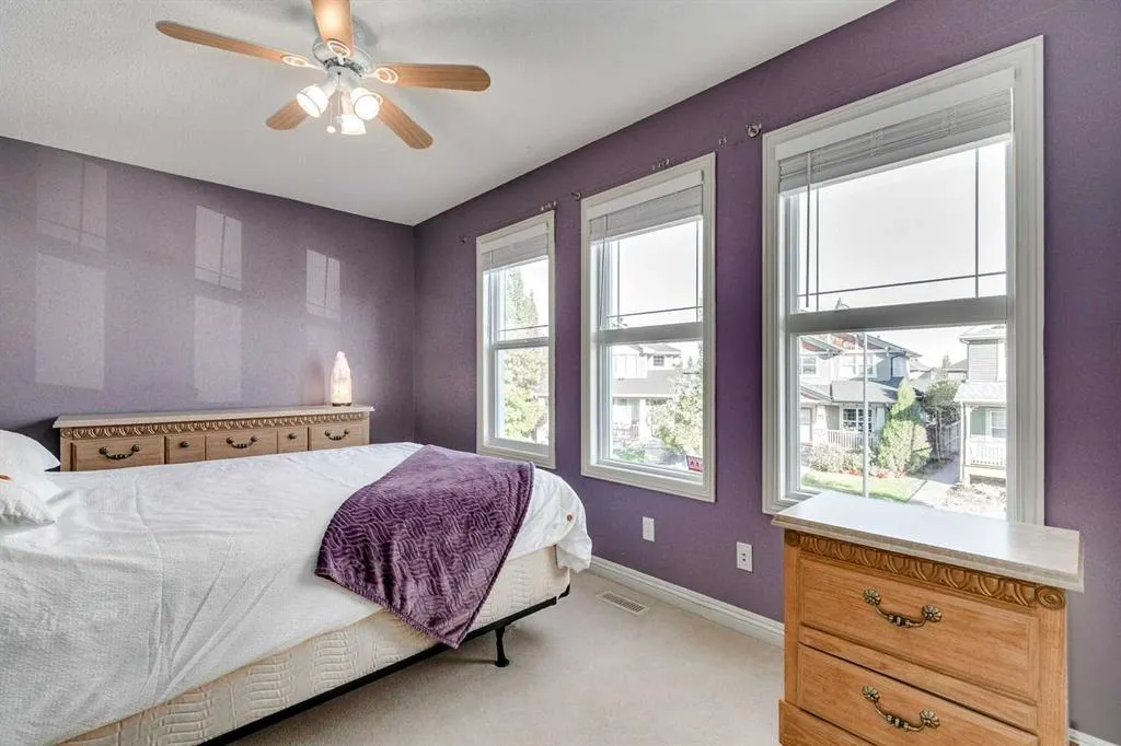 38 Prestwick Parade SE