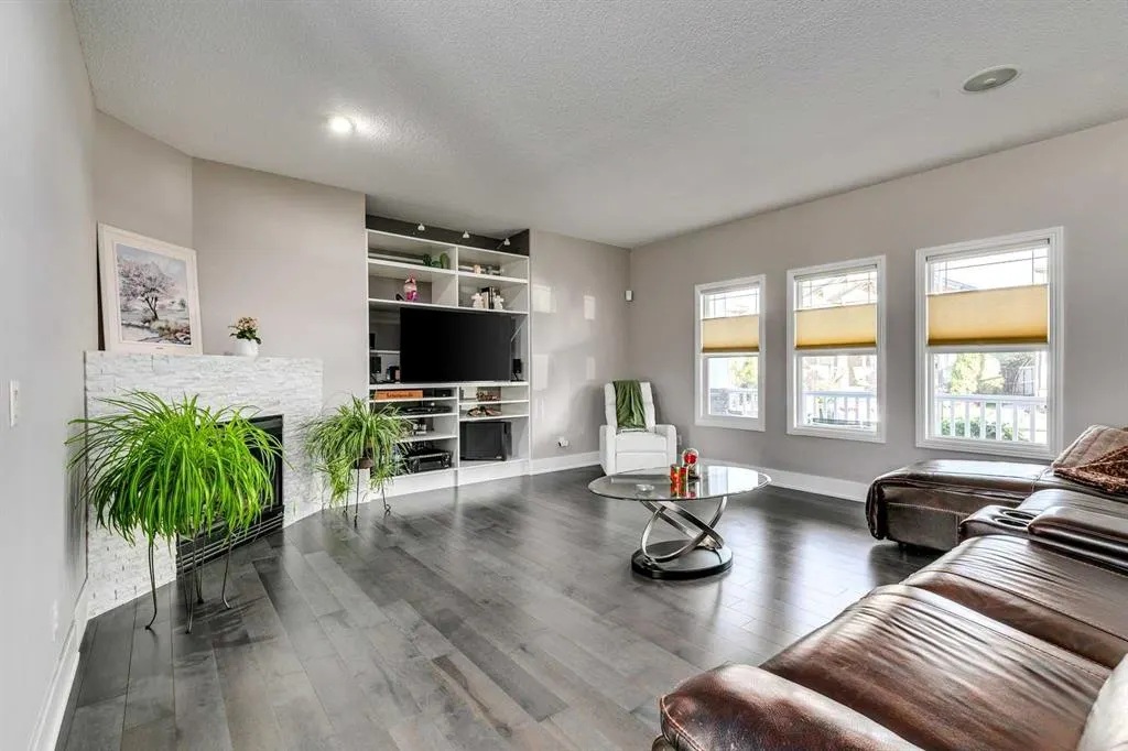 38 Prestwick Parade SE