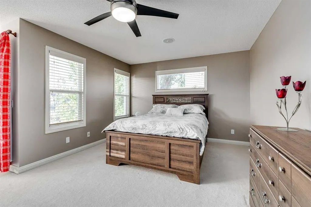 38 Prestwick Parade SE