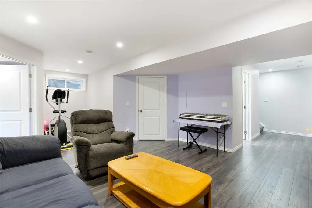 332 New Brighton Place SE