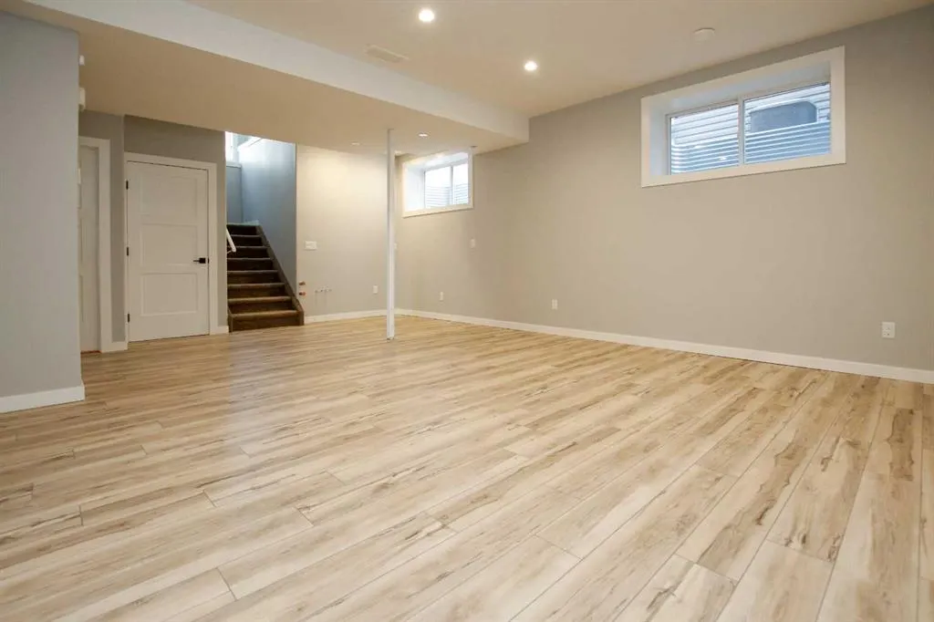 208 Van Slyke Way