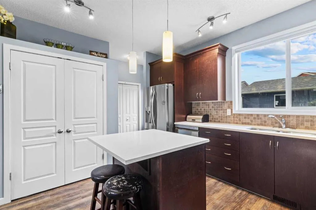 1351 New Brighton Park SE