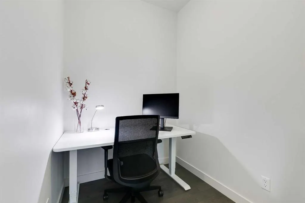 305 18 Avenue SW, #314