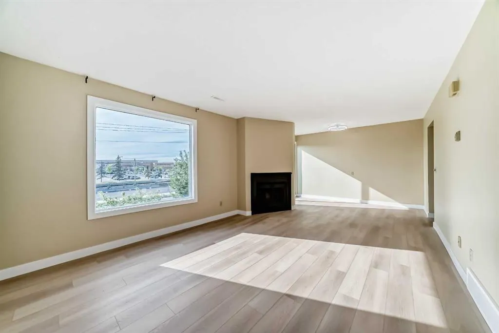 2511 38 Street NE, #10