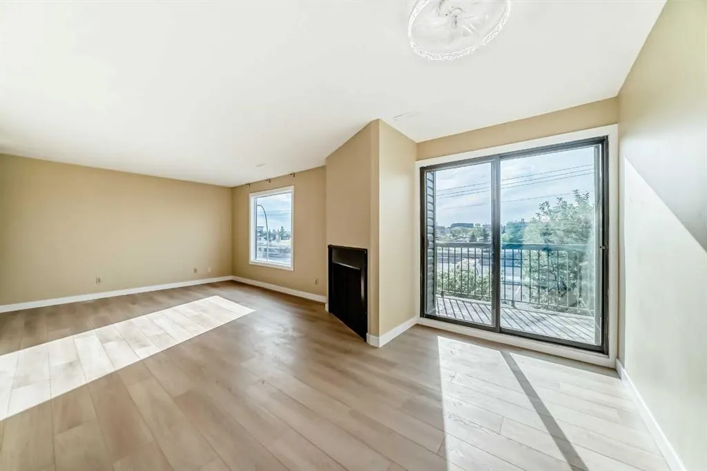 2511 38 Street NE, #10