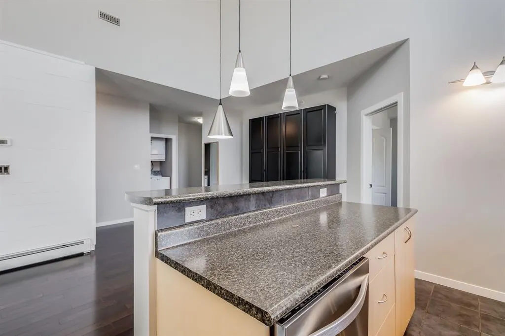 604 East Lake Boulevard NE, #1417