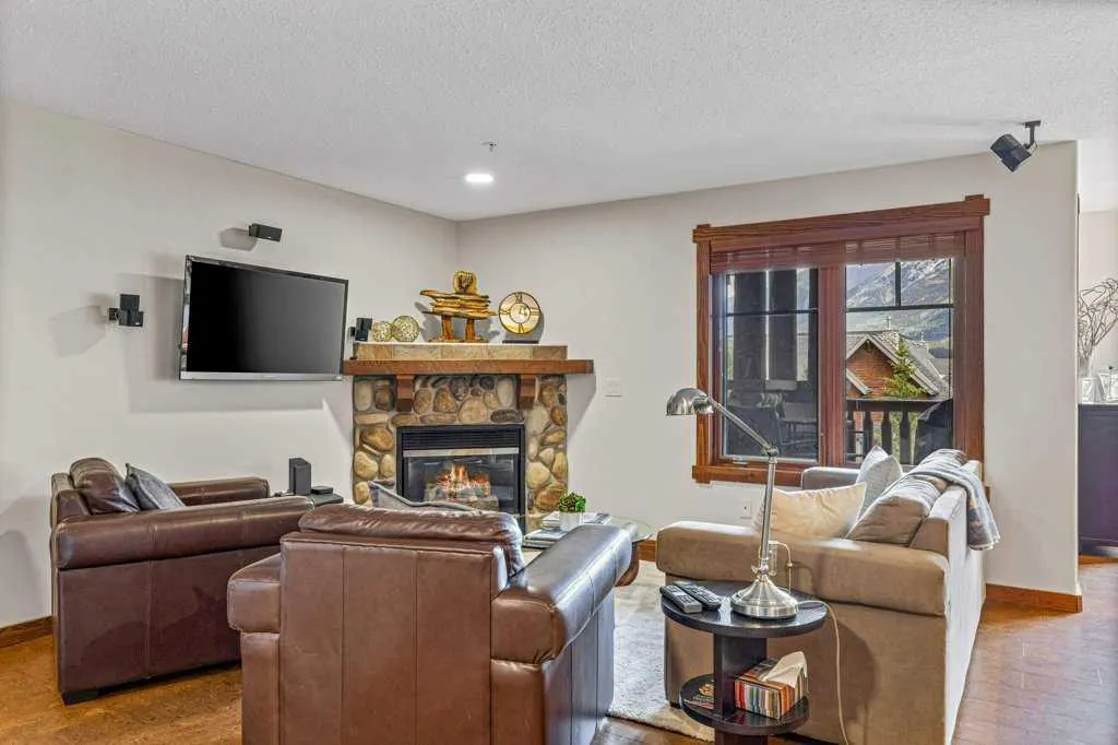 150 Crossbow Place, #301