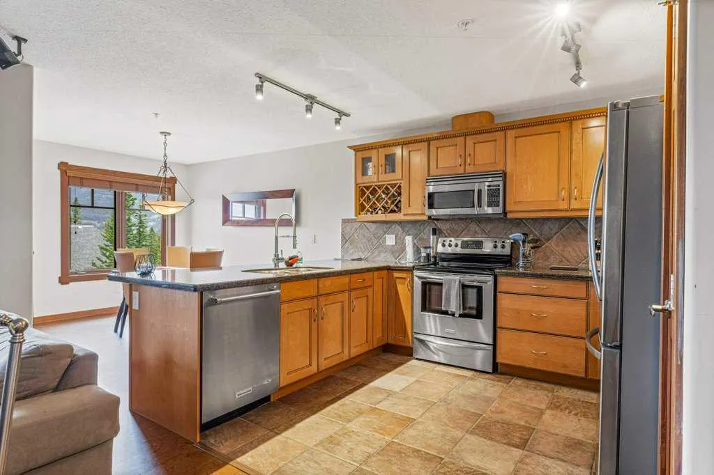 150 Crossbow Place, #301
