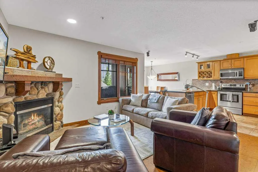150 Crossbow Place, #301