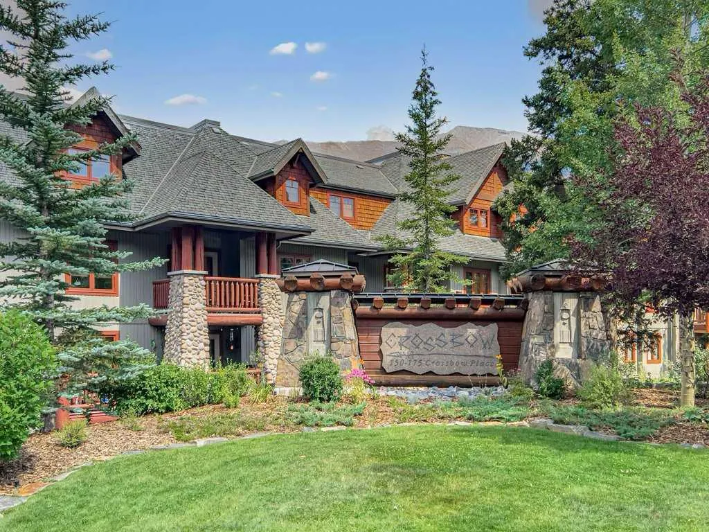 150 Crossbow Place, #301
