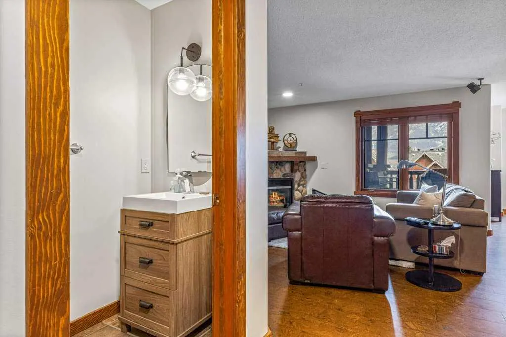 150 Crossbow Place, #301