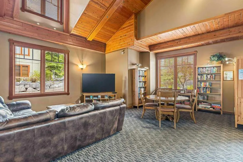150 Crossbow Place, #301