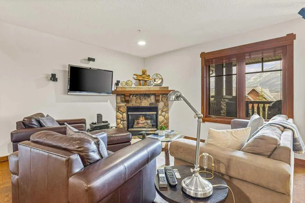 150 Crossbow Place, #301